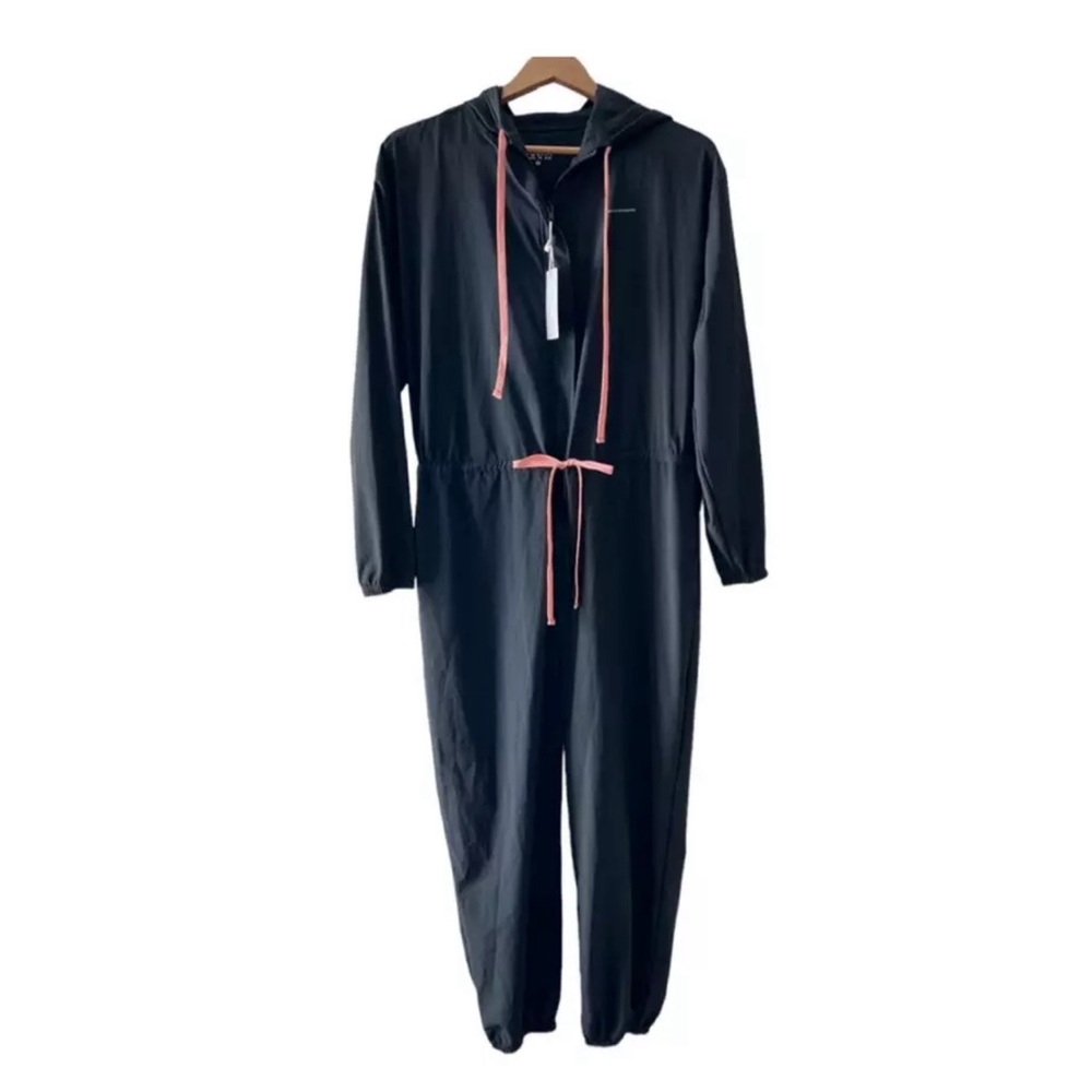 Anthropologie’s Dolan Lightweight Hooded Jumpsuit in Black, Size L/XL NEW w/Tag
